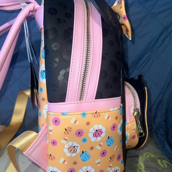 Loungefly Minnie Floral Pumpkin Glow-in-the-Dark Figural Mini Backpack + Wallet - Picture 5 of 11